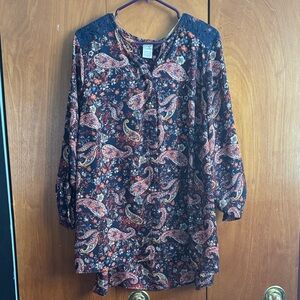 Terra & Sky Floral Blouse with Lace Details